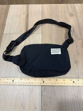AMPHIPOD Unisex R3 EXPRESS CONVERTIBLE PACK Noir Slate Running Belt Bag
